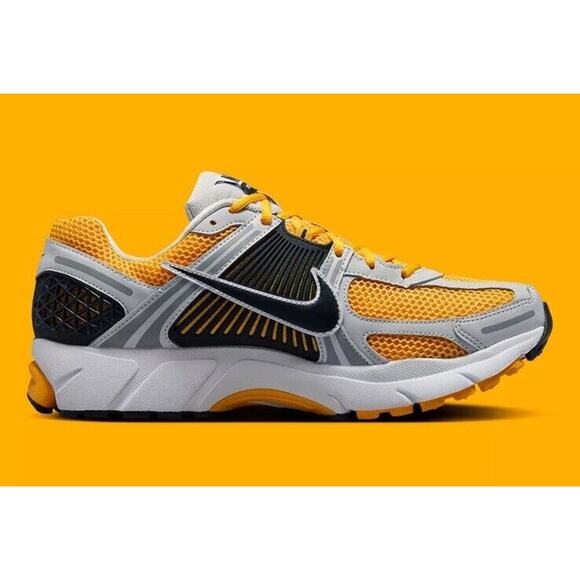 NIKE ZOOM VOMERO 5 University Gold / Photon Dust FB9149-002 Men\'s Size 11 New main image 8